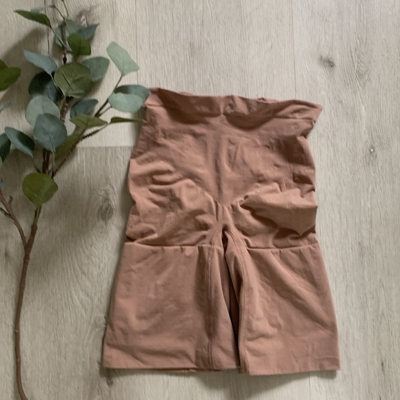 NWOT SPANX Women's Power series Panties - size XL - Picture 4 of 7